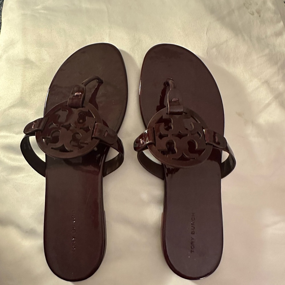 Tory Burch Burgundy Sandals - Picture 2 of 5